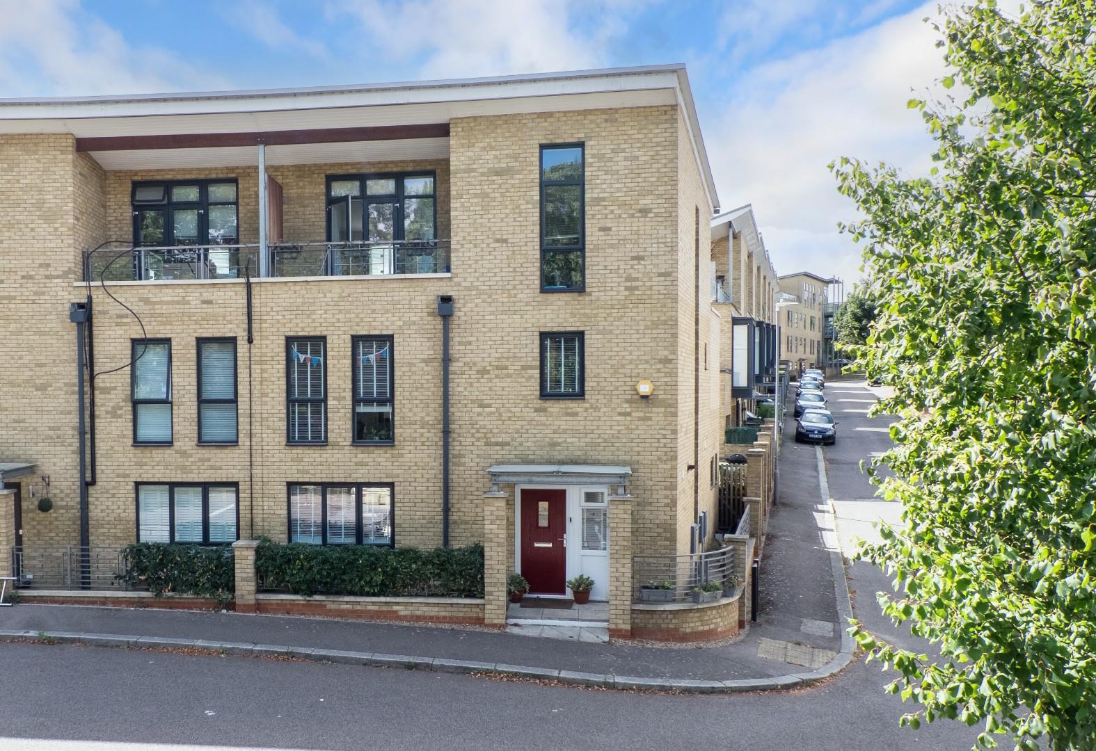 Waterstone Park, Greenhithe The Homes Group